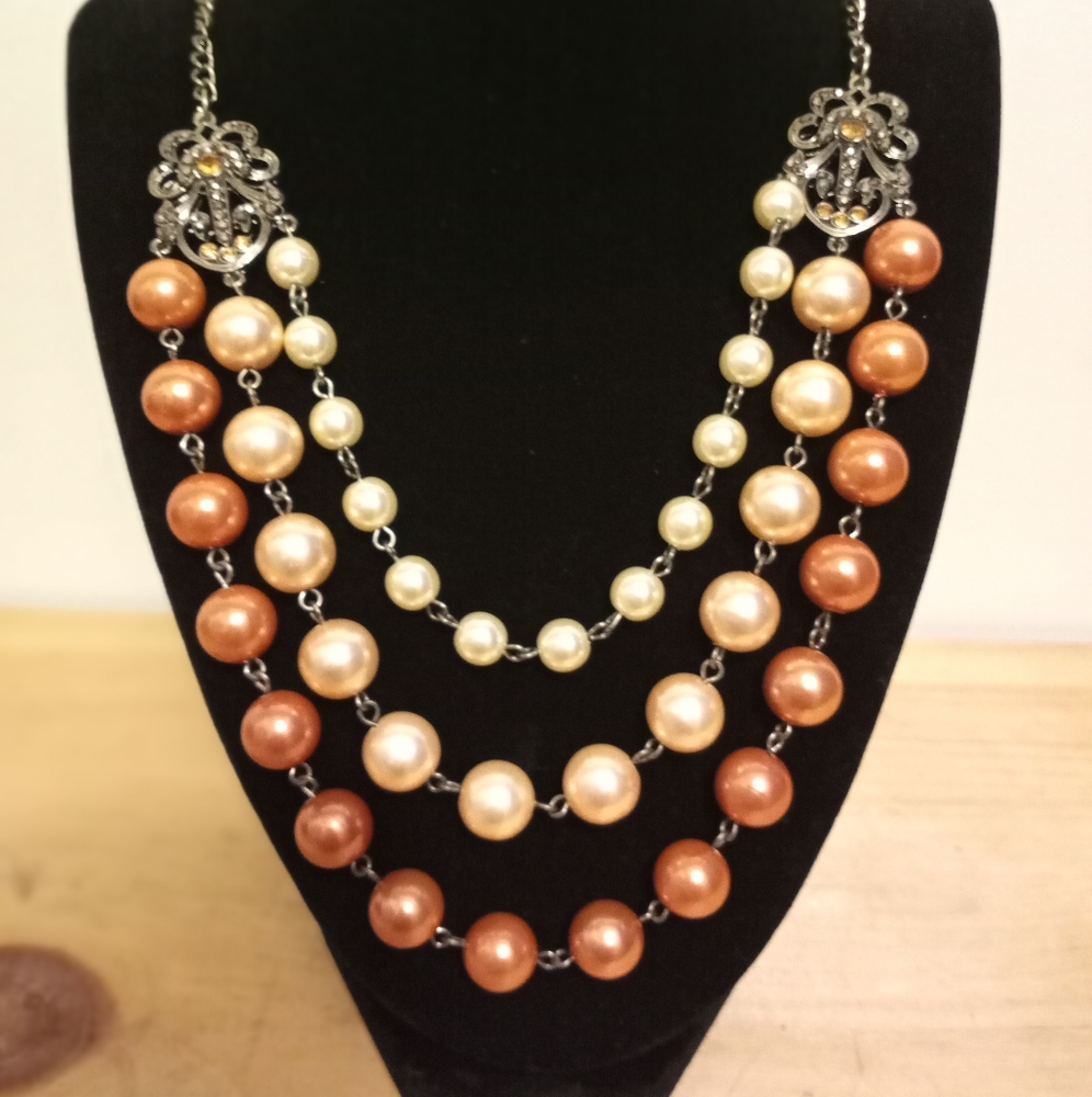 60's Three Strand Pearl Statement Necklace